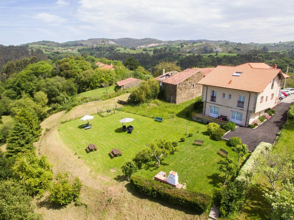 Apartamentos Corona Comillas Exteriér fotografie